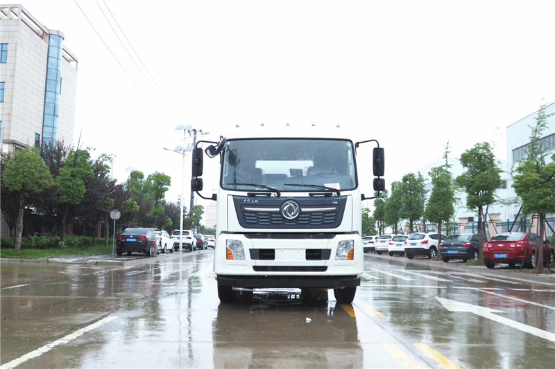 東風(fēng)天龍后八輪20噸噴霧車，國(guó)六綠化噴灑車